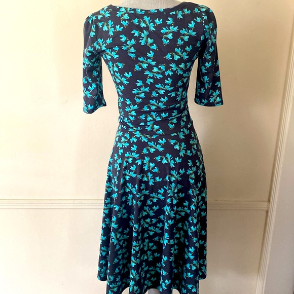 LuLaRoe “NICOLE” FIT-AND-FLIRT MIDI DRESS SIZE EXTRA SMALL 🌟NWOT🌟 - Picture 8 of 12